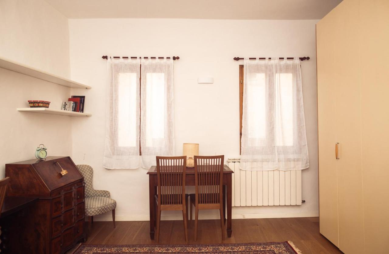 Vintage Apartments In The Heart Of Florence Buitenkant foto